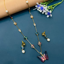  PEARL NECKLACES