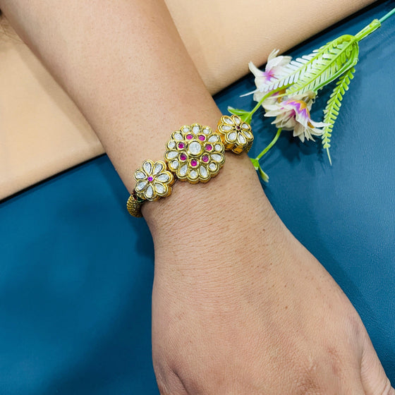 KUNDAN BRACELET