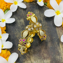  KUNDAN BANGLES