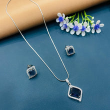  SILVER DIMOND NECKLACES