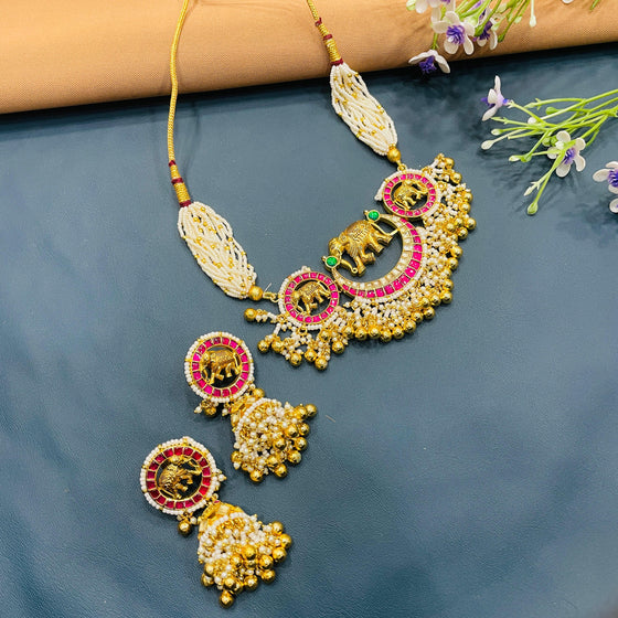 PACHI KUNDAN SET