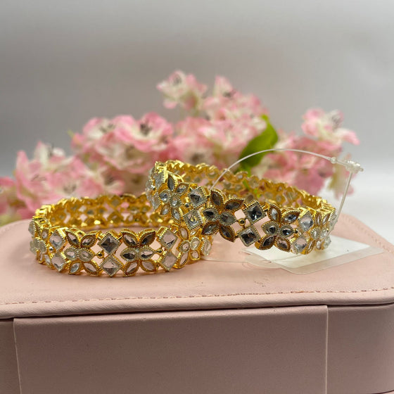 KUNDAN BANGLES