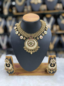  KUNDAN SET