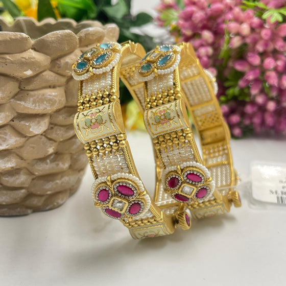 KUNDAN BANGLES