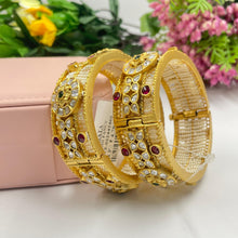  KUNDAN BANGLES