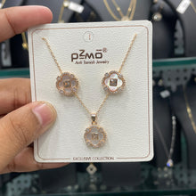  ROSE GOLD NECKLACES