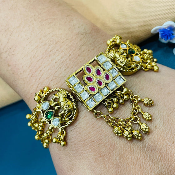 KUNDAN BRACELET