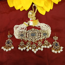  KUNDAN SET