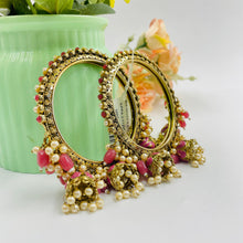  GOLDEN BANGLES