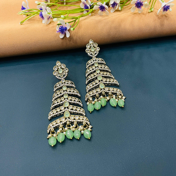 MAHENDI POLISH EARRING