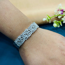  AD DIMOND BRACELET