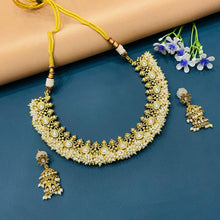  ANTIQUE CHOKER SET