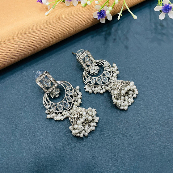 SILVER DIAMOND EARRINGS