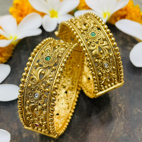 GOLDEN BANGLES