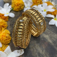  GOLDEN BANGLES