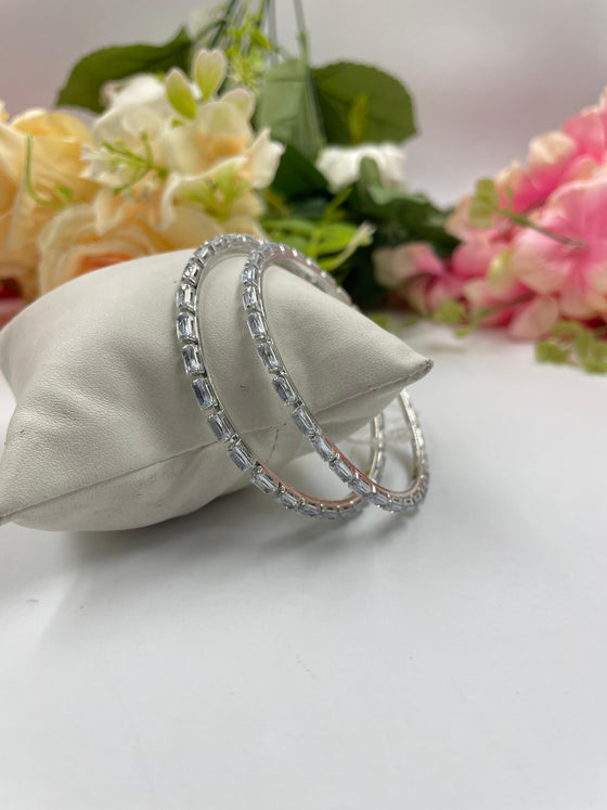 SILVER DIAMOND BANGLE