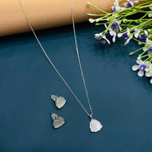  SILVER DIMOND NECKLACES