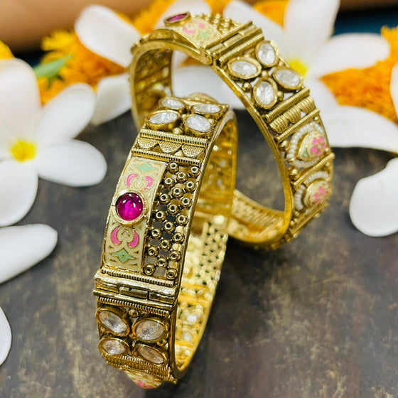 KUNDAN BANGLES