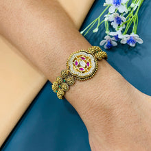  KUNDAN BRACELET