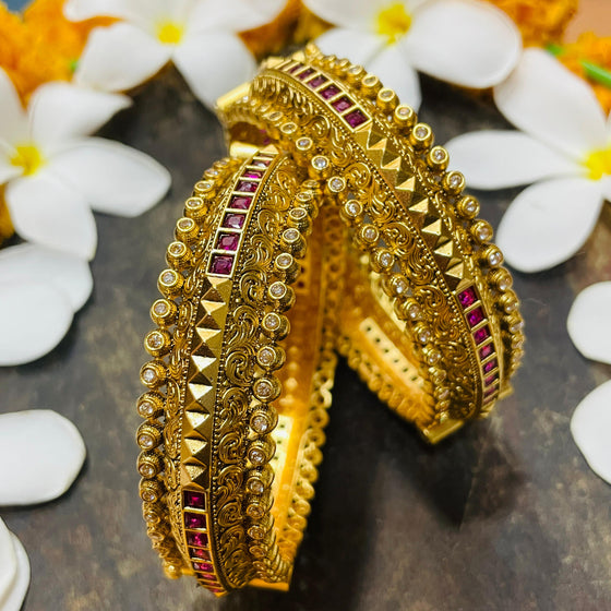 KUNDAN BANGLES