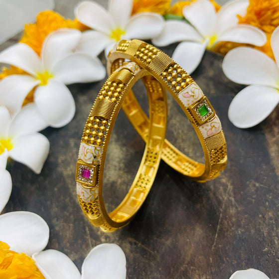 GOLDEN BANGLES