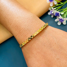  GOLDEN BRACELET