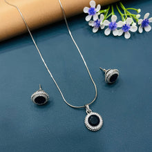  SILVER DIMOND NECKLACES