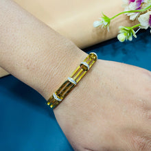  GOLDEN BRACELET