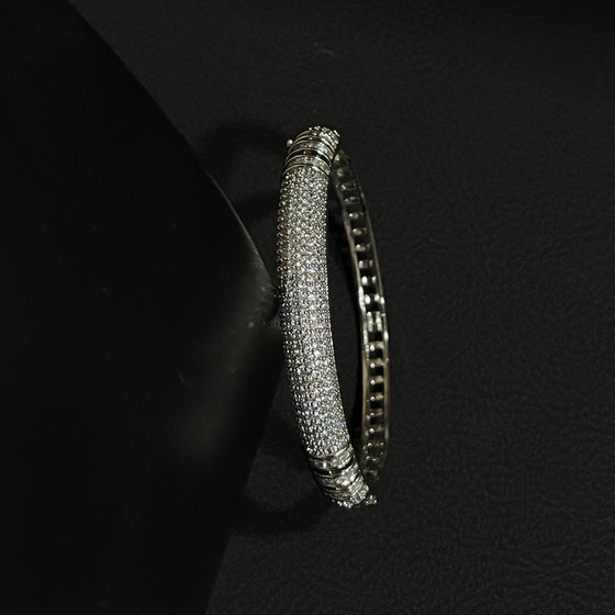 AD DIMOND BRACELET