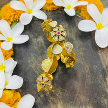  KUNDAN BANGLES