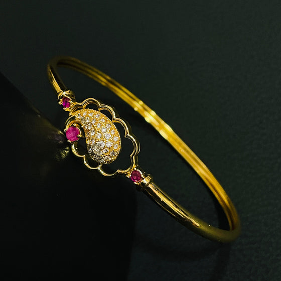 GOLDEN BRACELET